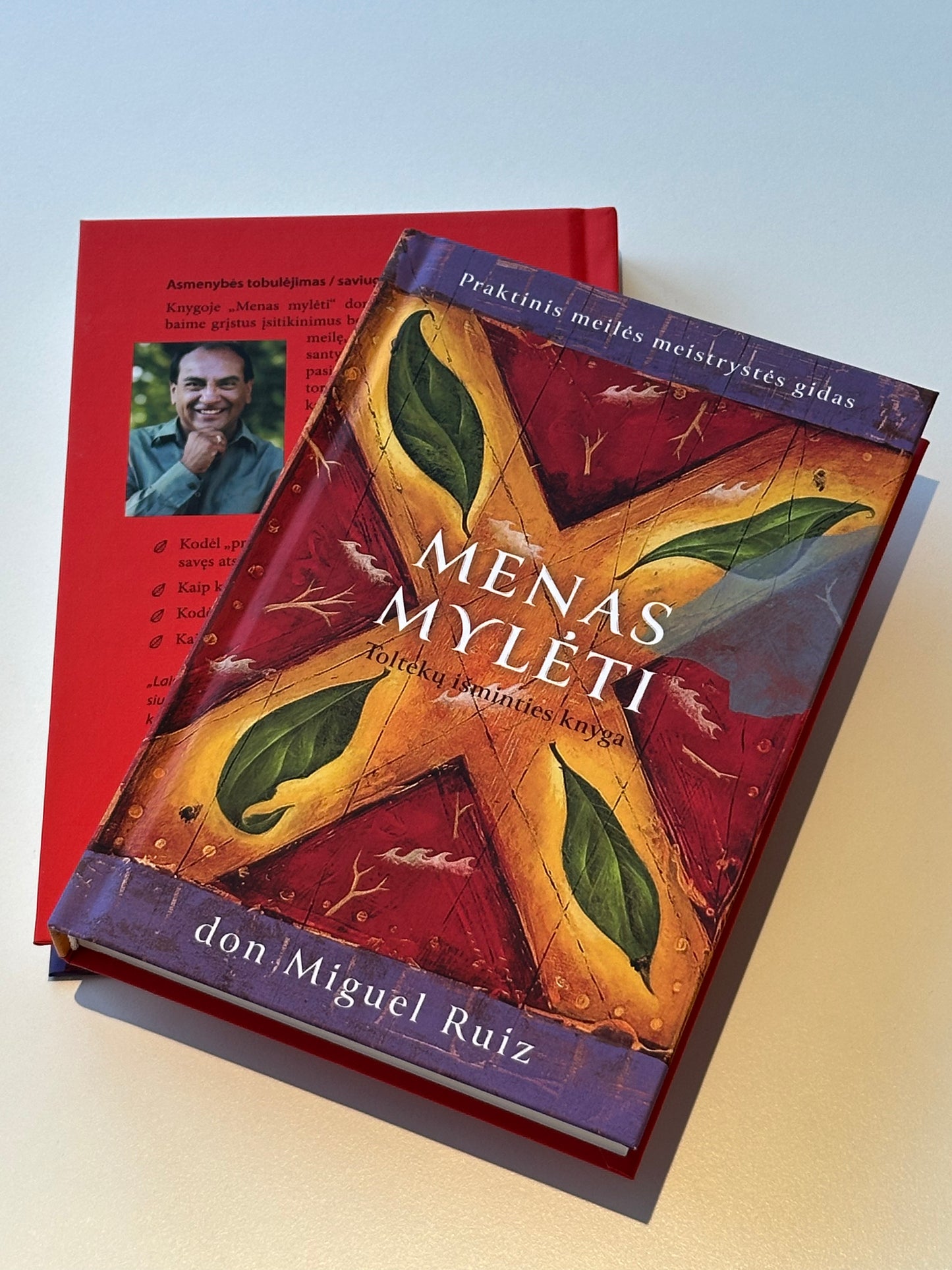 Knyga „MENAS MYLĖTI. Toltekų meilės meistrystės knyga“